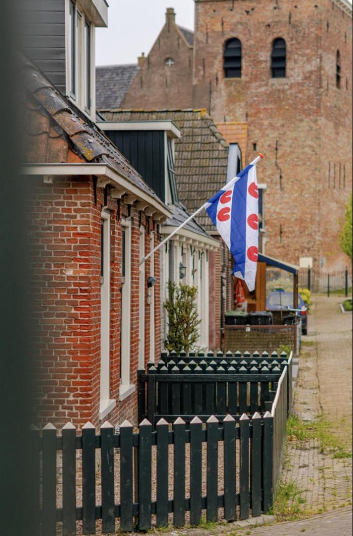 Gezellig En Knus Huisje Vlakbij Het Wad Холверд Экстерьер фото